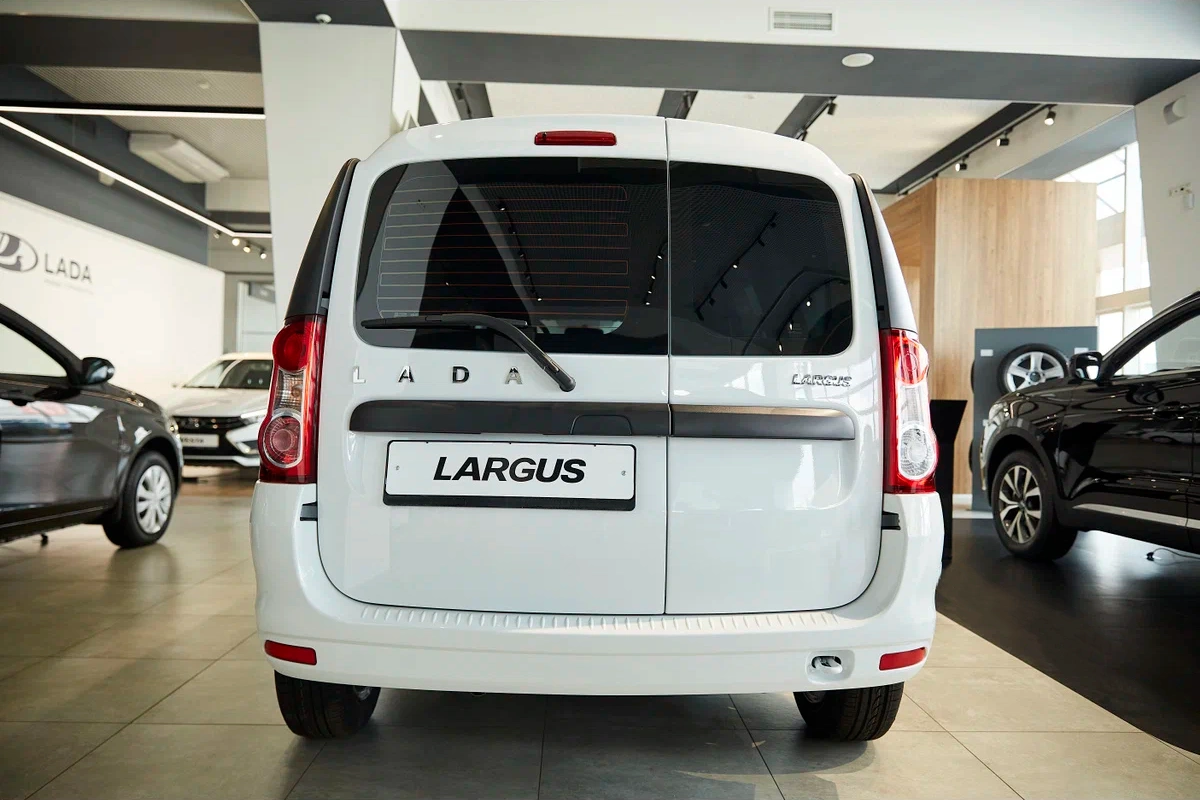 Lada Largus в Казани - фото №4