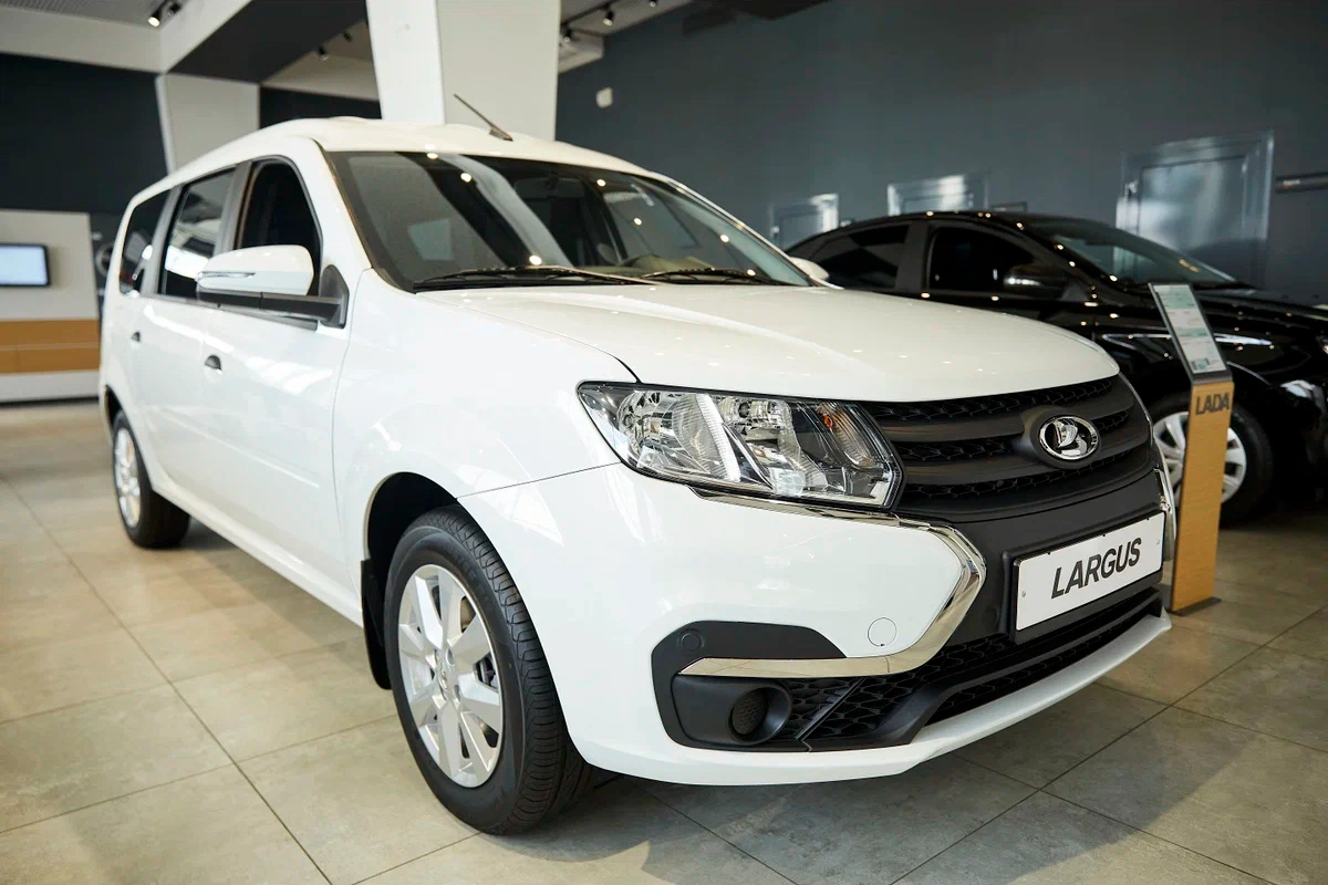 Lada Largus в Казани - фото №3